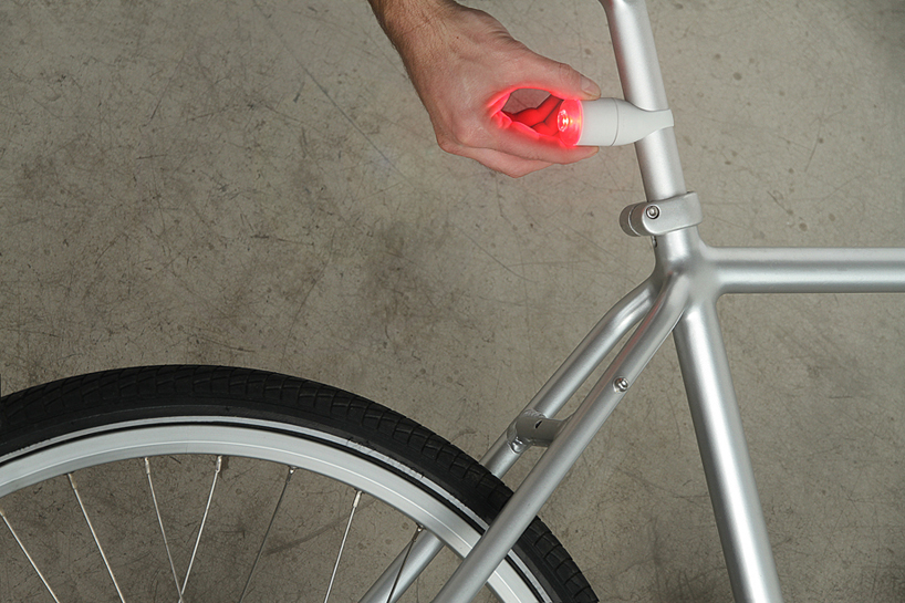 KiBiSi: iFlash one bike light
