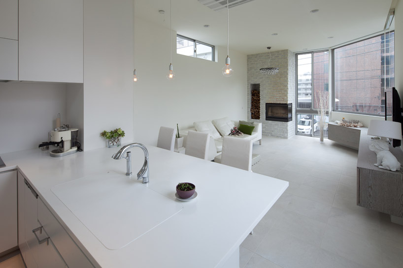 LEVEL architects: house in monzennakacho