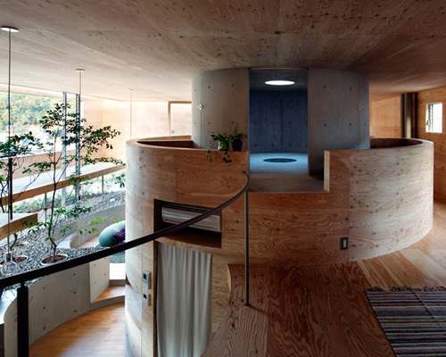 UID architects: pit house in okayama, japan