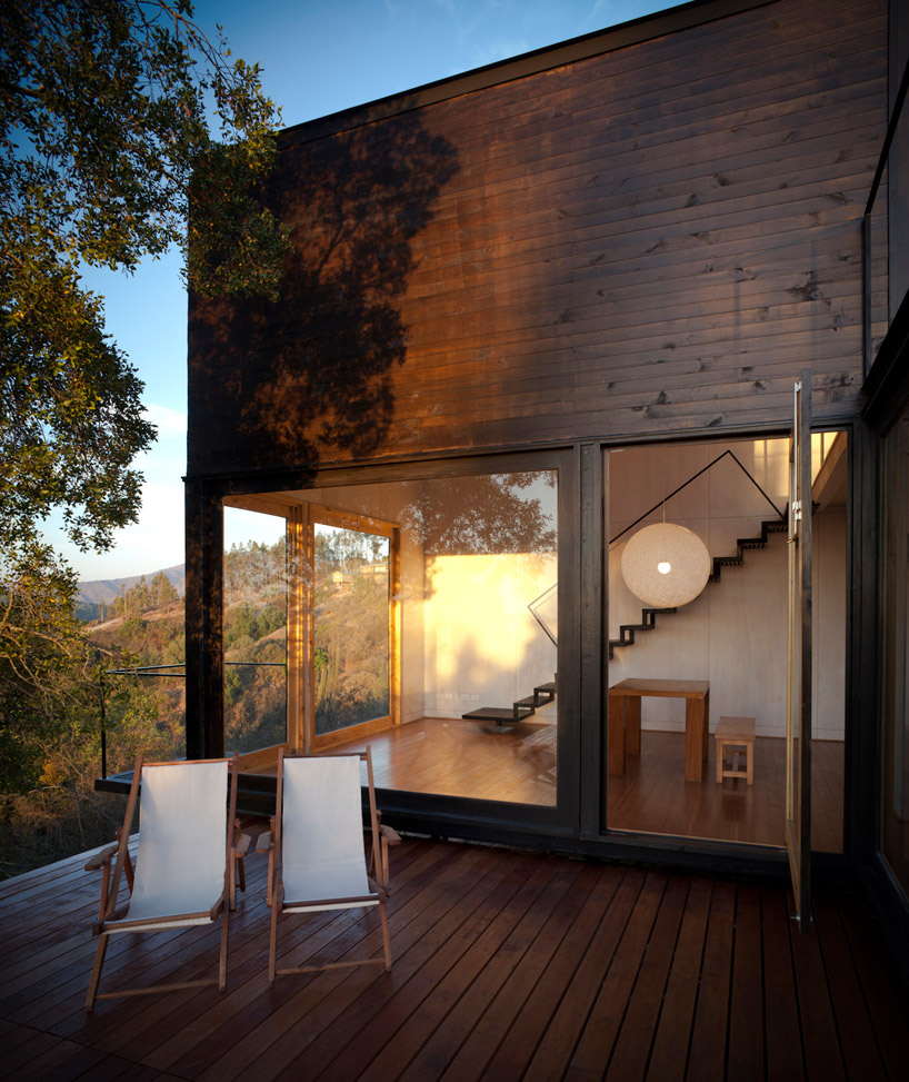 emA arquitectos: pangal refuge, chile