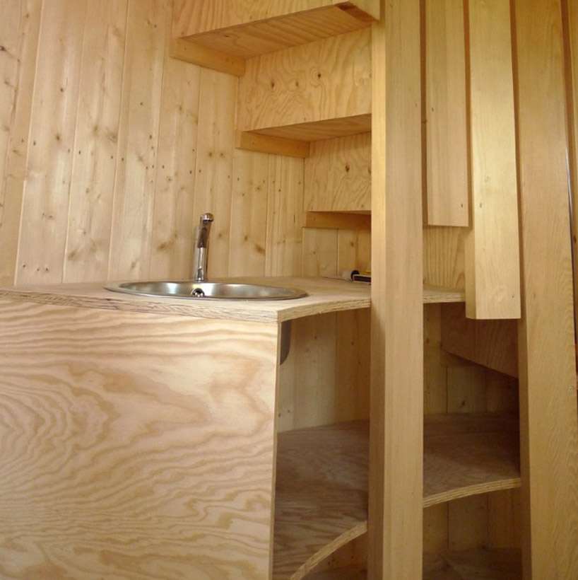 syllogie inhabitable silo by antoine pradels and gregoire chombard