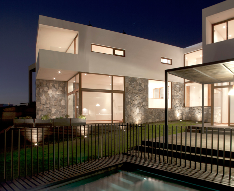 emA arquitectos: donoso house