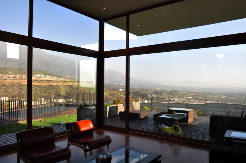 emA arquitectos: donoso house