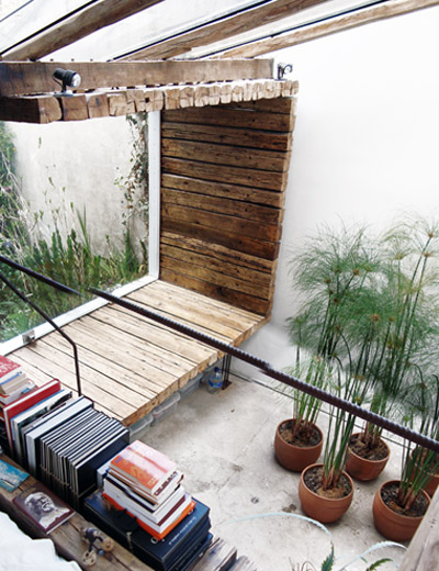 daniel moreno flores: mike's studio and workshop