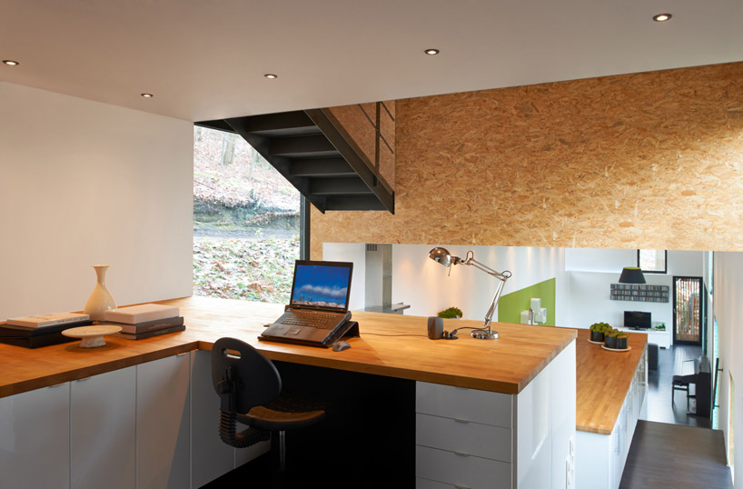 bamboo clad house in rotselaar by AST 77