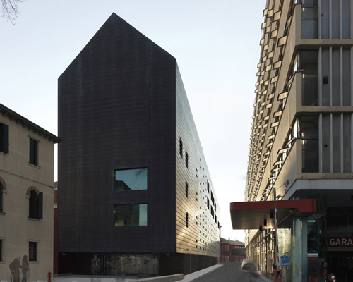 C+S architects: law court offices in venice