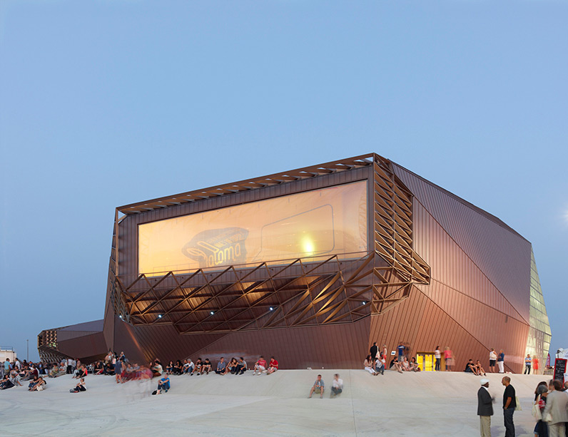 paloma music complex in nimes by tetrarc architectes