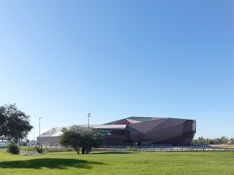 paloma music complex in nimes by tetrarc architectes
