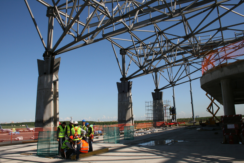 grimshaw architects: pulkovo airport phase 1 nears completion