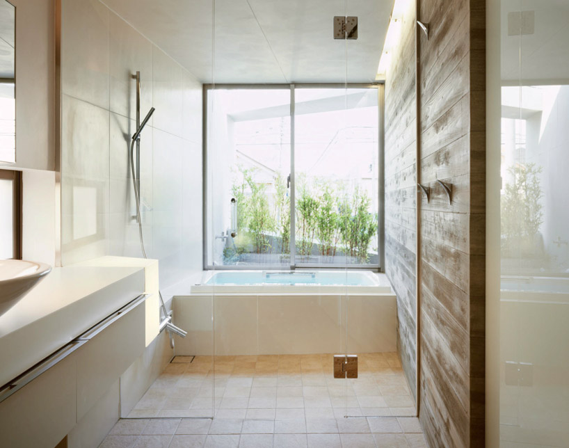 artechnic: M&M rosie, tokyo