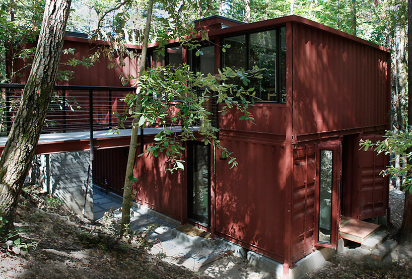modulus: six oaks shipping container residence