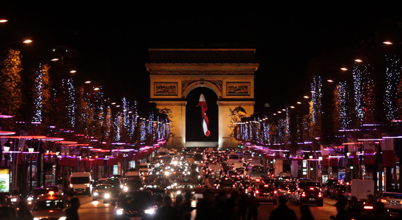 tree rings by ACT lighting design illuminate the champs elysée in paris