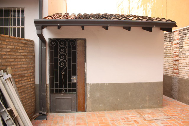 grupo Q lata jovai: house WF, paraguay