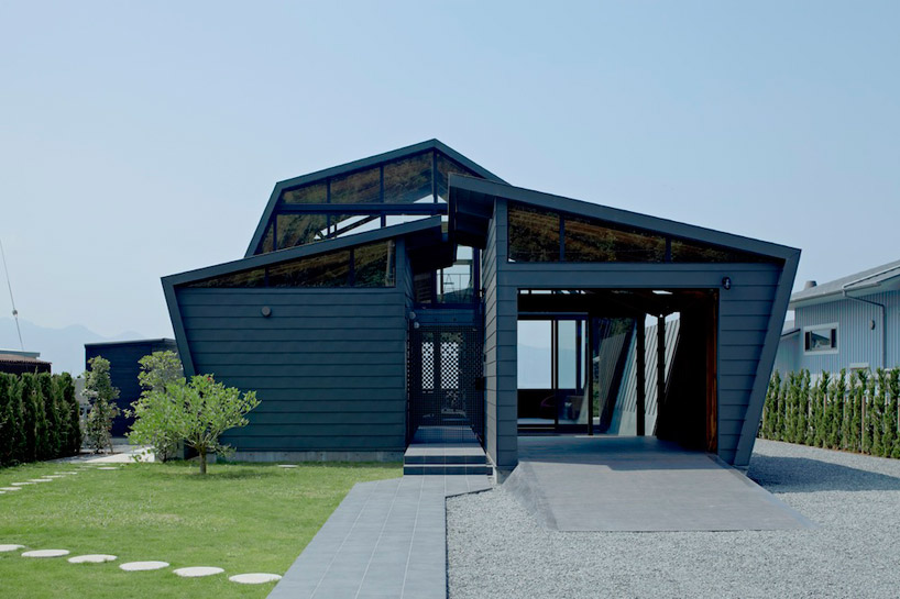 villa SSK in chiba by takeshi hirobe architects