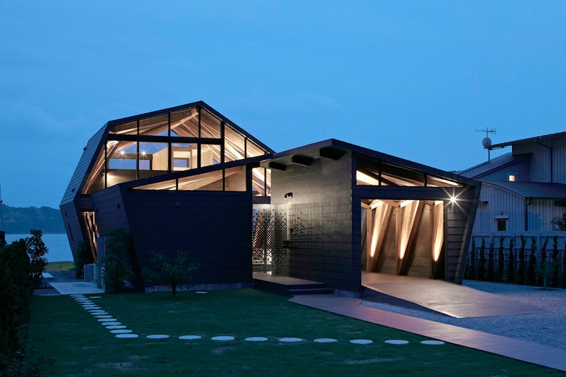 villa SSK in chiba by takeshi hirobe architects