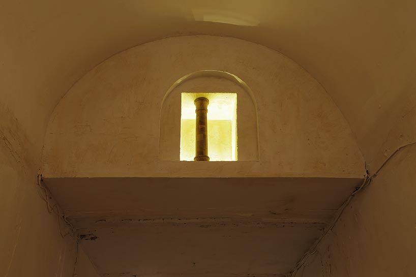 michele de lucchi: colonne portanti pillars at fondazione VOLUME!