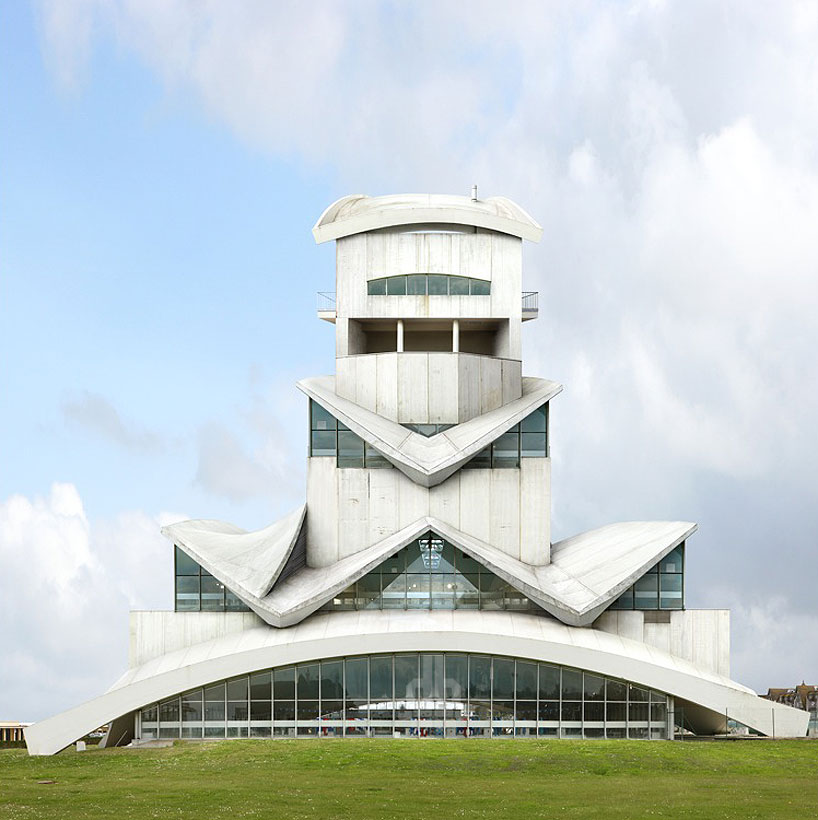 impossible architecture by filip dujardin : An incredible picture depicting a gorgeous view. The tones are bold and mix ideally. Its arrangement is fantastic, and the particulars are highly clear.