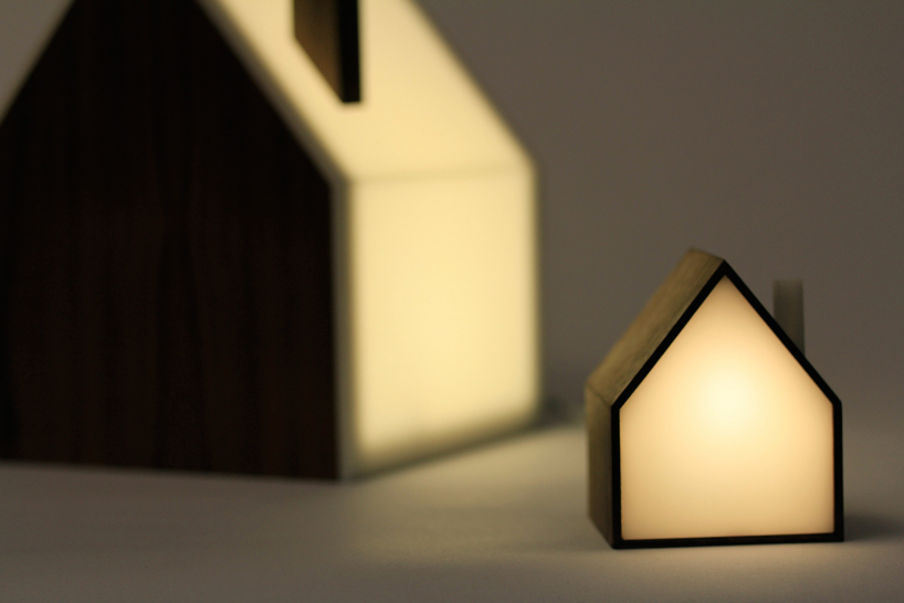 physical social networking with good night lamps