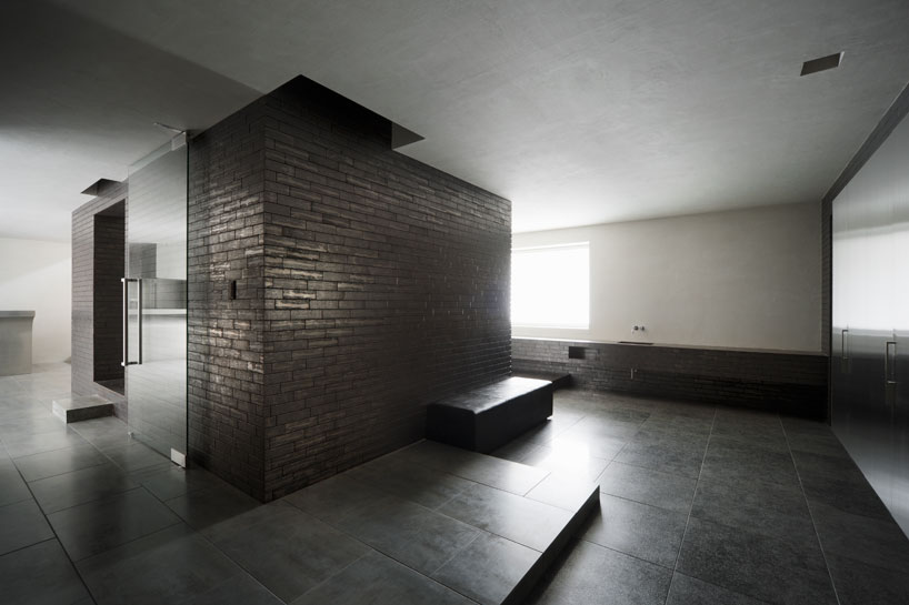 FORM / kouichi kimura architects: house of silence