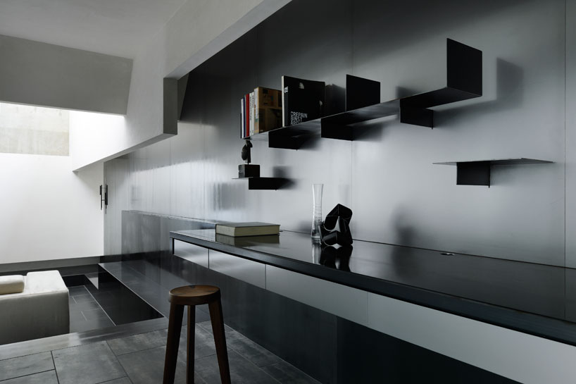 FORM / kouichi kimura architects: house of silence