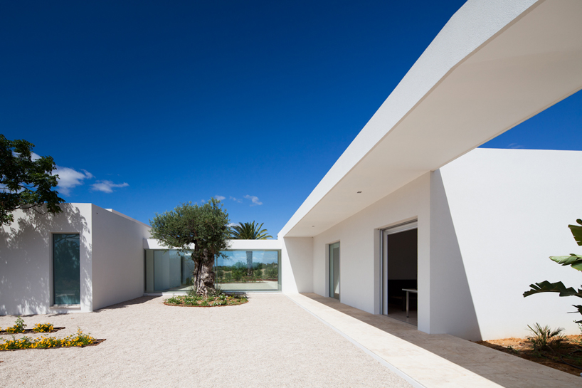 vitor vilhena: house in tavira, portugal