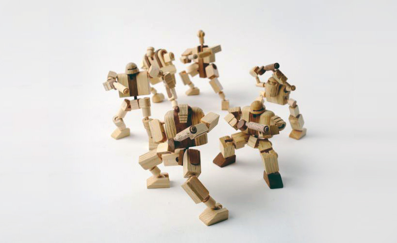 mokuseiderz: recycled drumstick robots