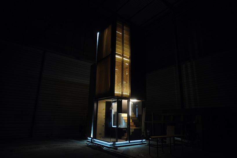 transportable tourist tower by jose pequeno