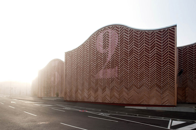 encore heureux: cine 32, france