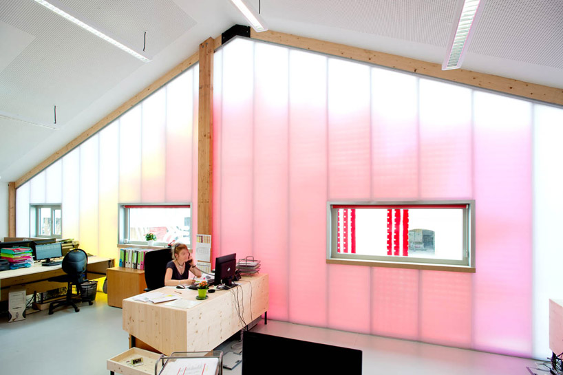 encore heureux: cine 32, france