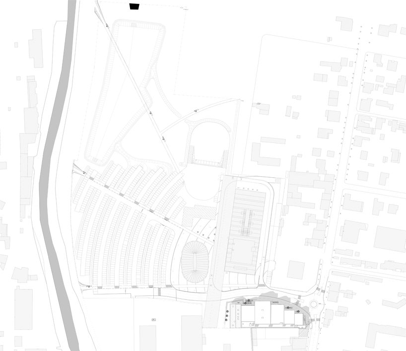 encore heureux: cine 32, france