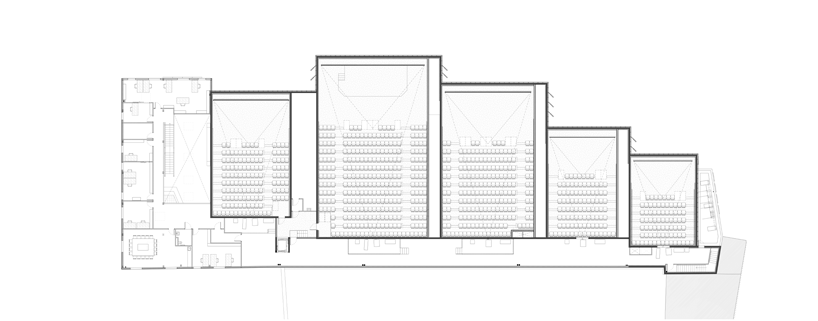 encore heureux: cine 32, france
