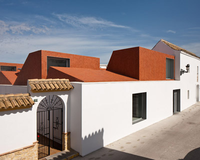sol89 retrofits slaughterhouse with cooking school in cadiz, spain