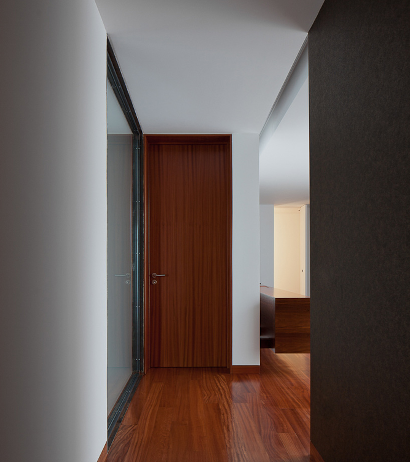 helder de carvalho: house AADD in portugal