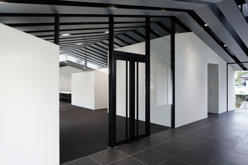 sugawaradaisuke: aqua plannet headquarters / office in forest