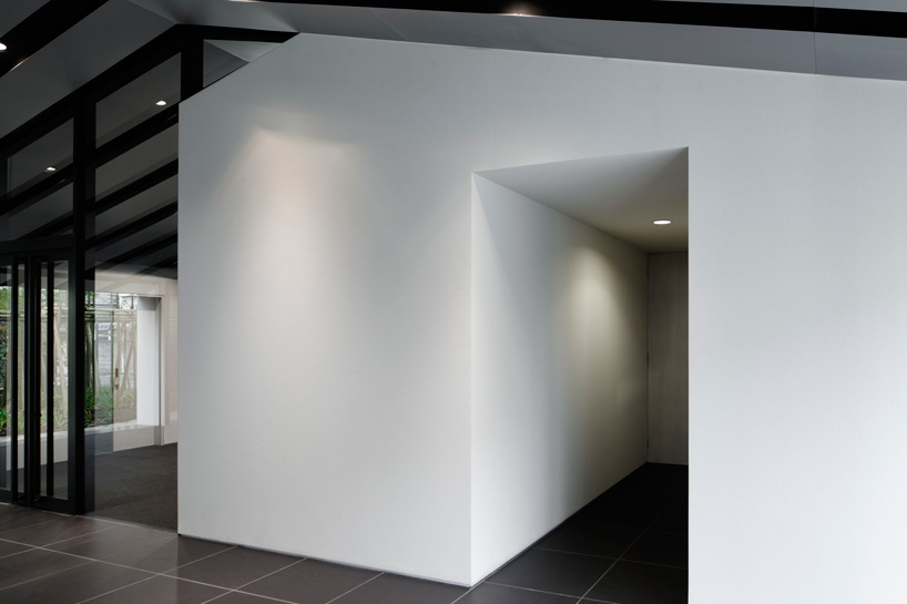 sugawaradaisuke: aqua plannet headquarters / office in forest