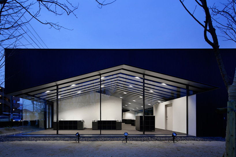 sugawaradaisuke: aqua plannet headquarters / office in forest