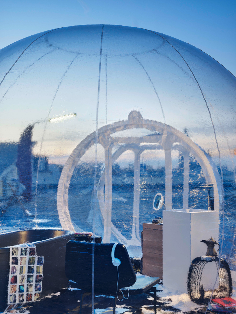 transparent mobile bathroom bubble