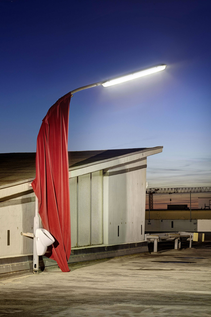 transparent mobile bathroom bubble