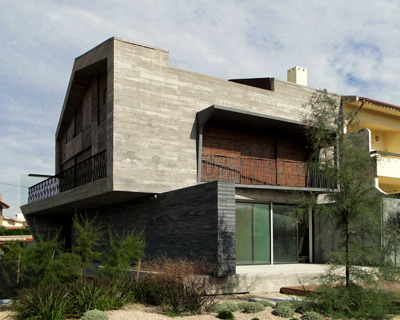 AUZprojekt: dr. reginaldo spenciere house