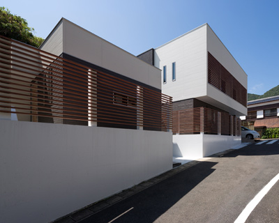 masahiko sato of architect show elevates Y2 house