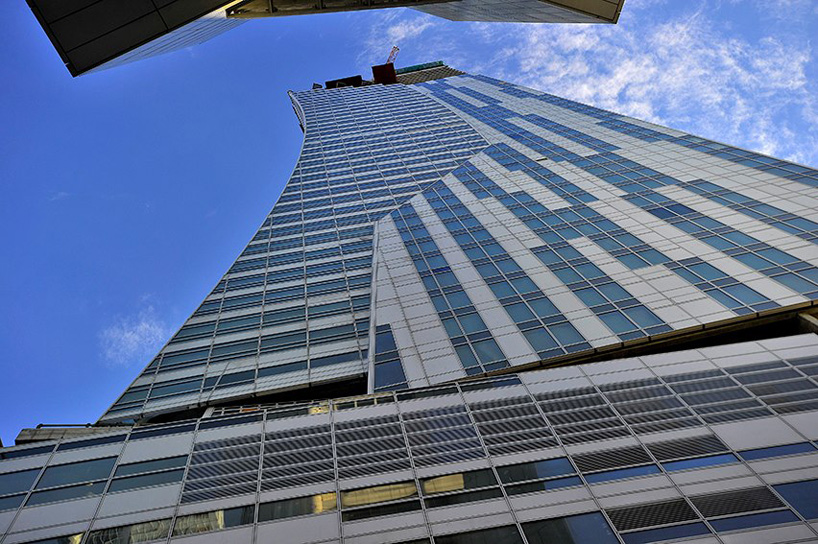 daniel libeskind: zlota 44   europe's highest residential tower