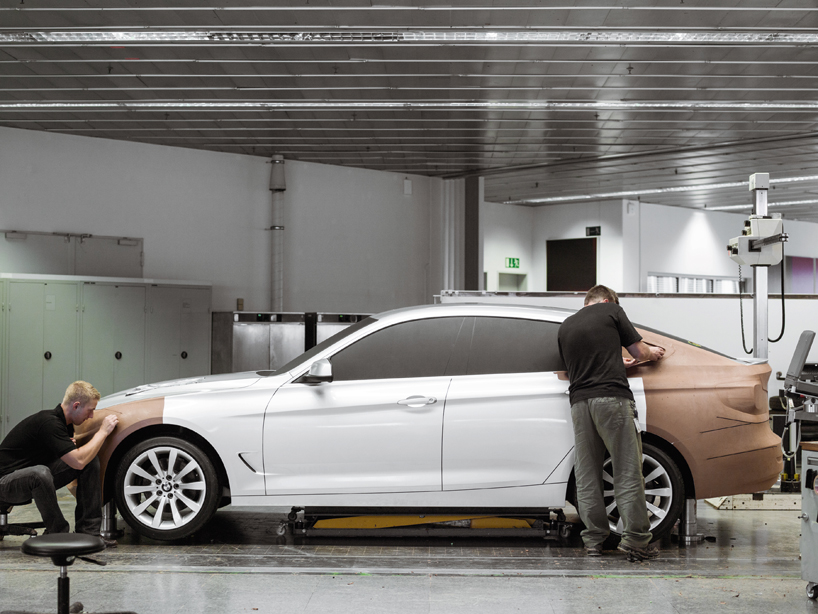 BMW 3 series gran turismo debuts at 2013 geneva motor show