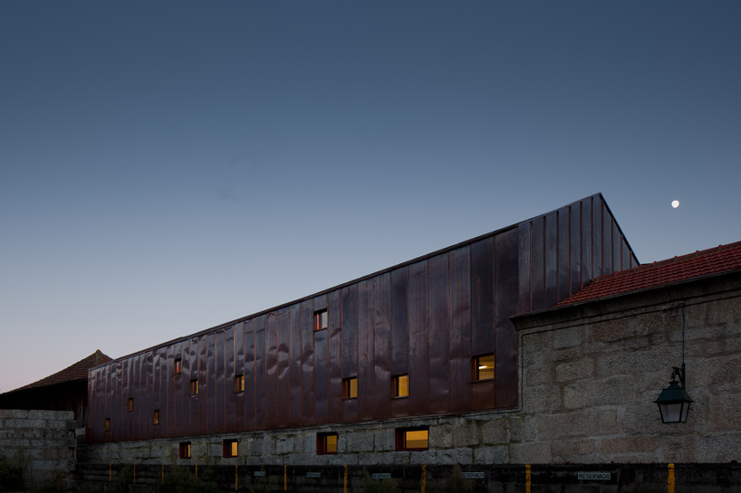 pitagoras arquitectos: center for advanced post graduate education