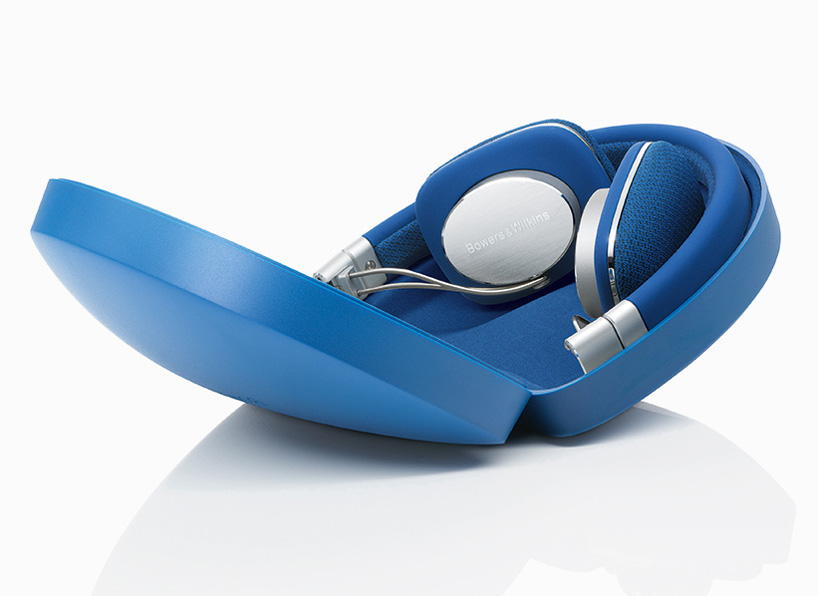 bowers & wilkins P3 premium headphones
