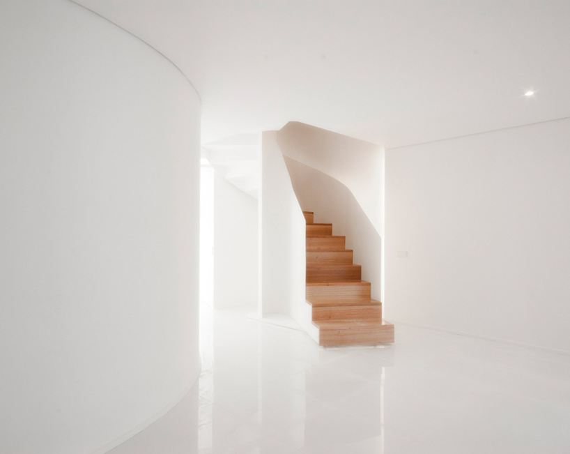 AUZprojekt: caxinas house, portugal