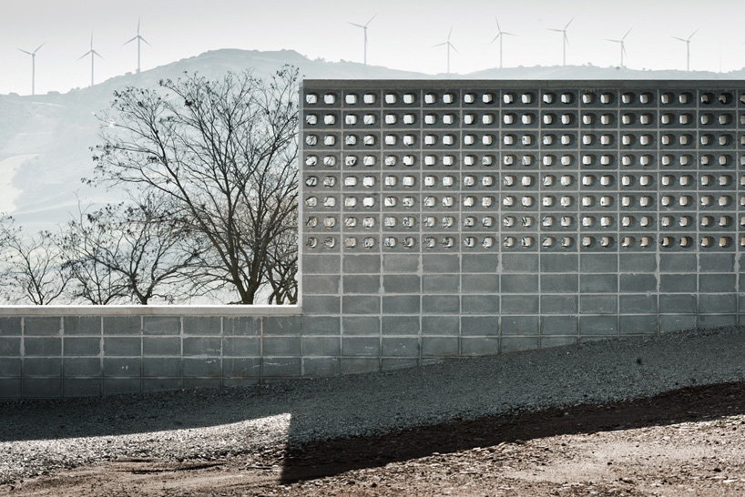 MRM arquitectos: añorbe cemetery extension