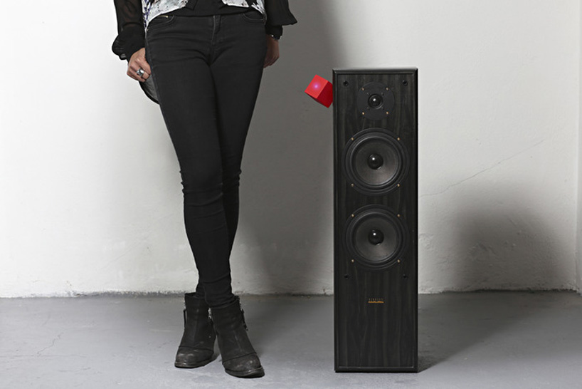 the vamp by paul cocksedge restores old speakers with bluetooth