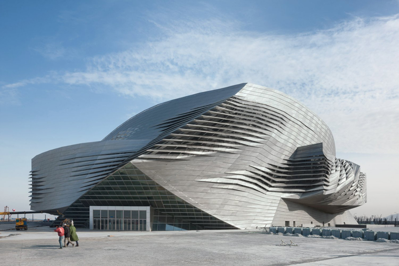 coophimmelb(l)au: dalian international conference center is complete
