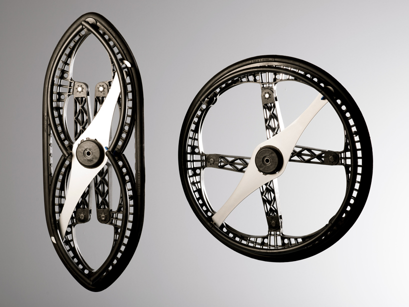 designs of the year 2013: morph folding wheel by vitamins design