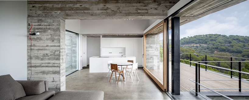 isern associats: house in sant pol de mar
